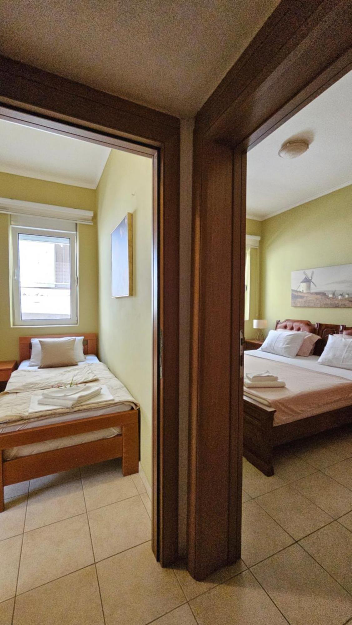 Lalovina Apartment Херцег Нови Екстериор снимка
